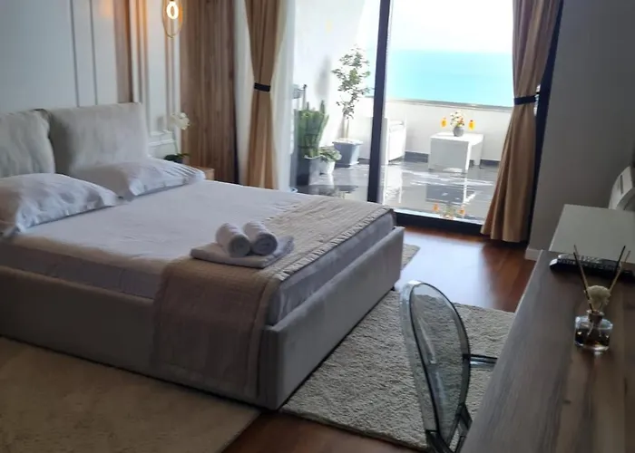 Sara And Bora Homestay Durres